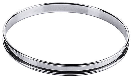 Runder Edelstahl-Tortenring für Gastronomie.