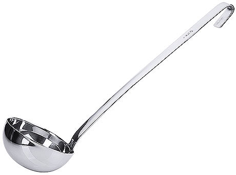 Silberne Suppenkelle mit Haken.