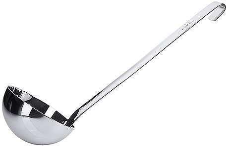 Silberne Suppenkelle mit Haken.