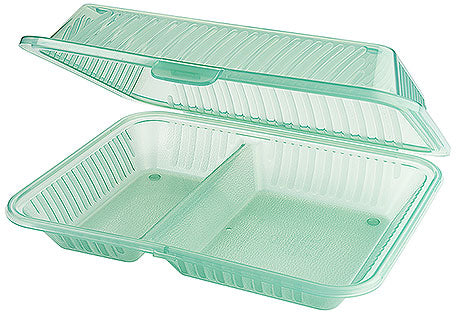 Geöffnete grüne Kunststoffverpackung, leer.