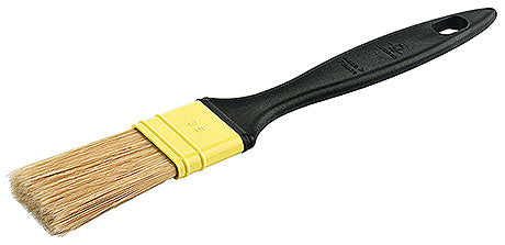 Pinsel mit gelbem Borstenkopf.