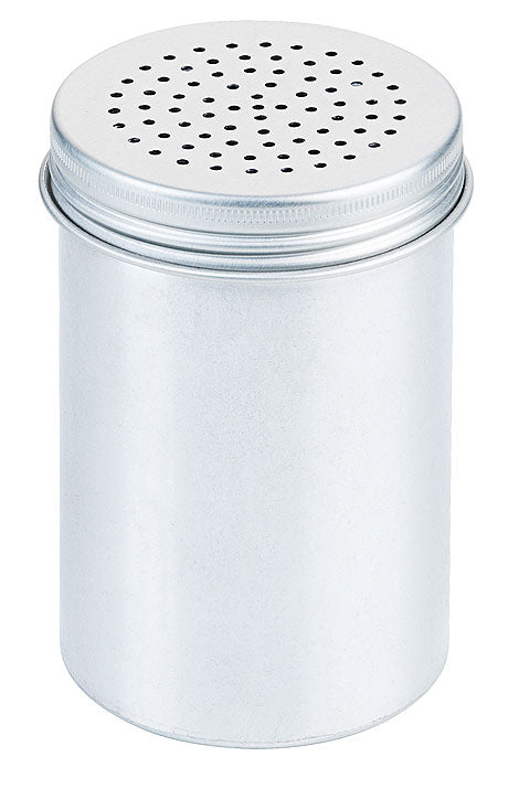 Silberner Streuer mit Löchern.