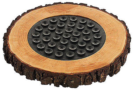 Holztablett mit rutschfester Oberfläche.