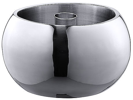 Silberne Schüssel mit Einsatz.