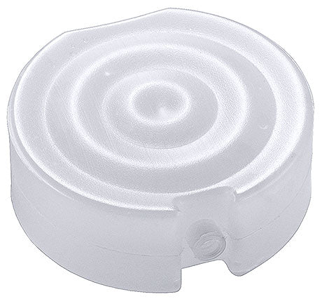 Transparenter Kunststoffdeckel mit Rillen.