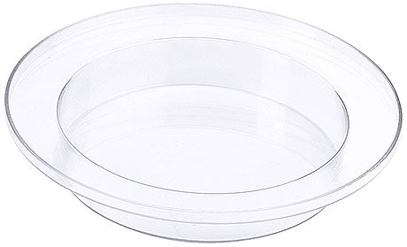 Transparenter Kunststoffteller, schlichtes Design.