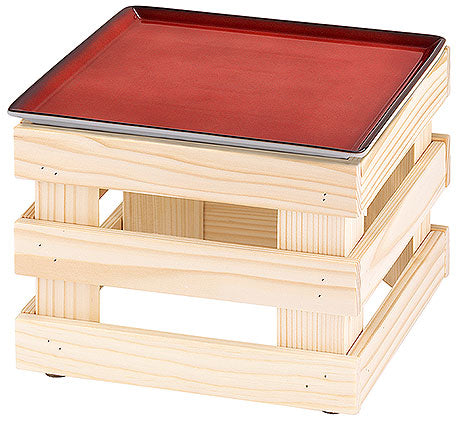 Holztablett mit rotem Einsatz.