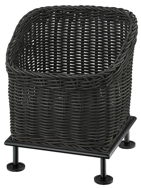 Schwarzer Korbstuhl auf Metallgestell.