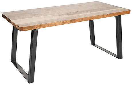 Holztisch mit Metallbeinen.