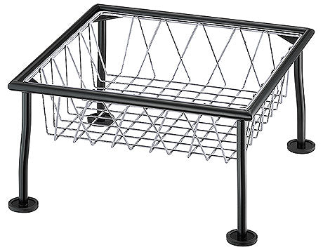 Metallkorb auf erhöhtem Gestell.