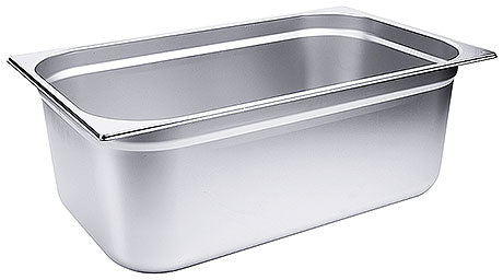 Edelstahl-Gastronormbehälter für Küche.