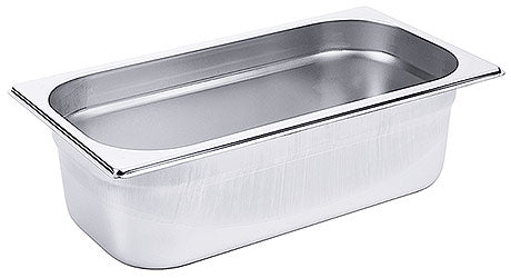 Edelstahl-Gastronormbehälter für Küche.