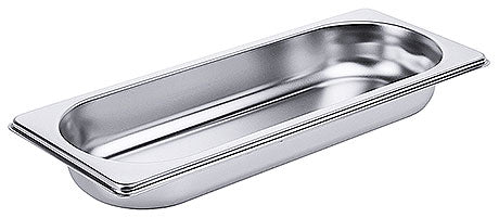 Edelstahl-Gastronormbehälter, rechteckig, silber.