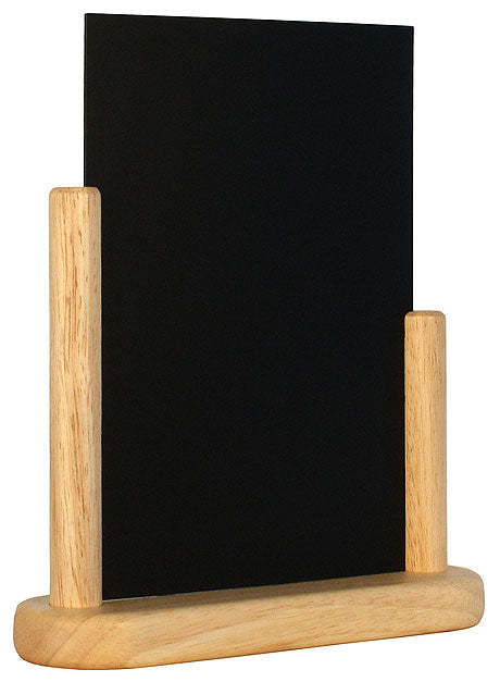 Leere Tafel mit Holzrahmen.