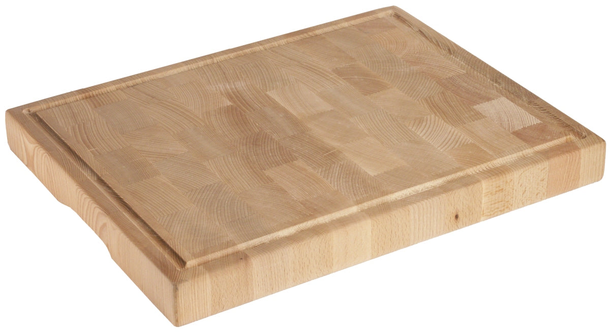Holzschneidebrett mit Saftrille.