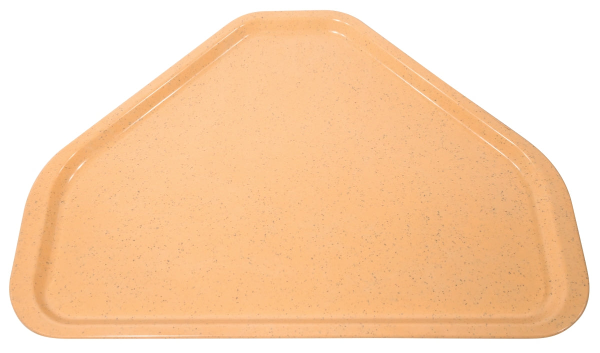 Dreieckiges, beige Serviertablett.