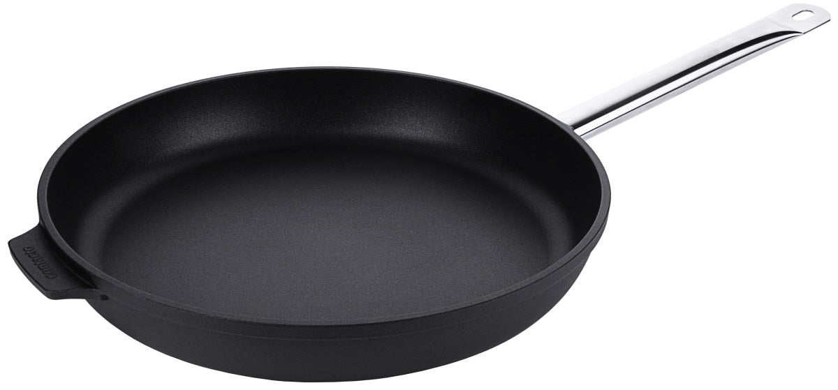 Schwarze Bratpfanne für Gastronomie