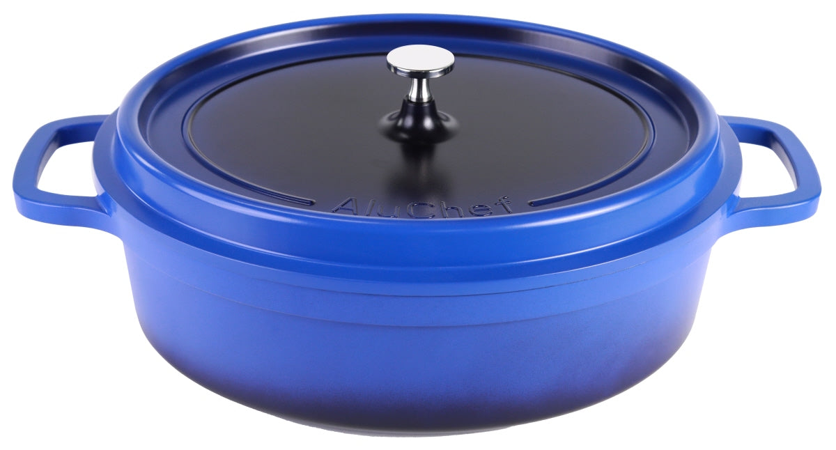 Blaue gusseiserne Servierkasserolle mit Deckel