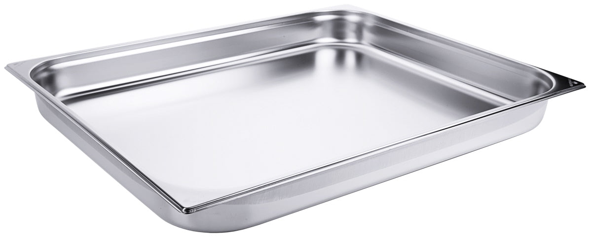 Edelstahl-Gastronormbehälter für Küche.