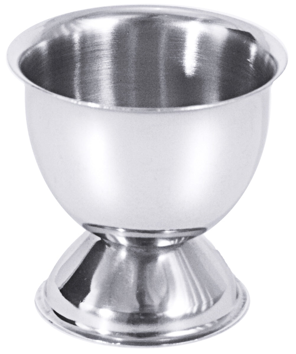 Metall-Eisbecher auf weißem Hintergrund.