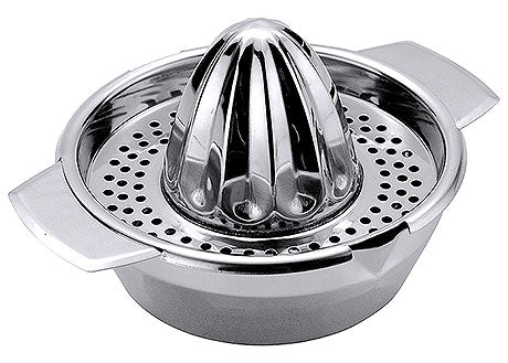 Metall-Zitruspresse mit Auffangbehälter.