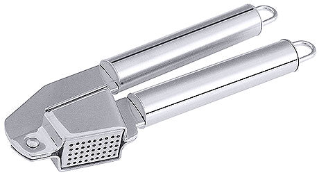Edelstahl-Knoblauchpresse auf weißem Hintergrund.