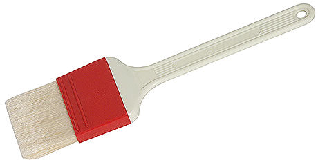 Pinsel mit rotem Borstenkopf.