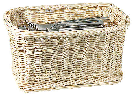 Korb mit Besteck.