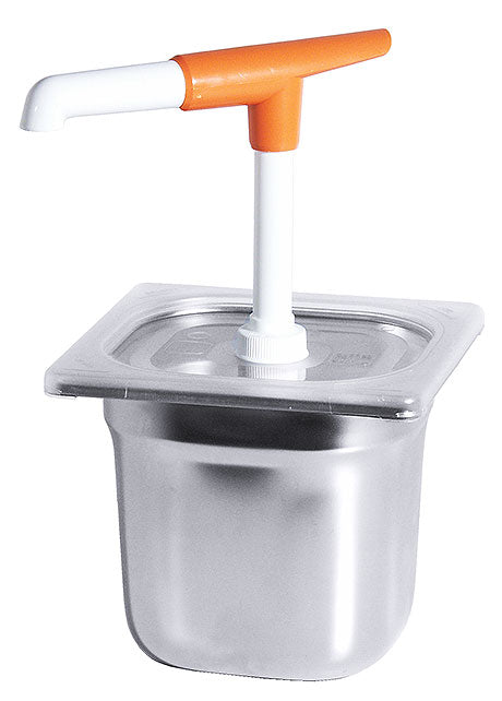 Spenderpumpe auf Edelstahlbehälter.