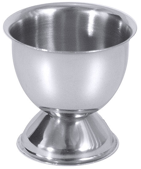 Metall-Eisbecher auf weißem Hintergrund.