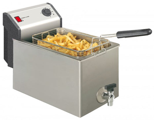 Fritteuse mit Pommes frites.