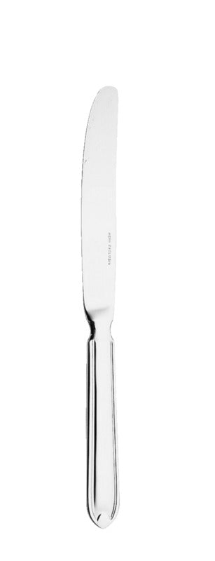 Silbernes Messer auf weißem Hintergrund