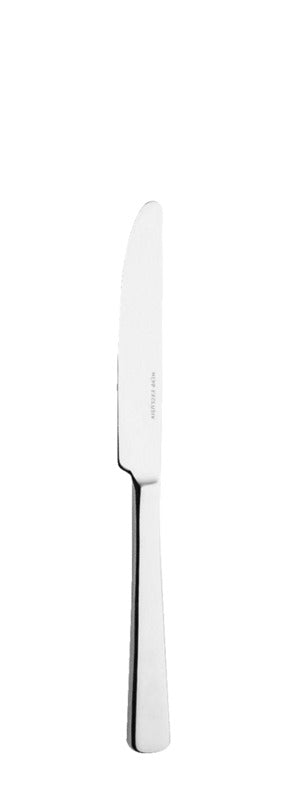 Silbernes Messer auf weißem Hintergrund.