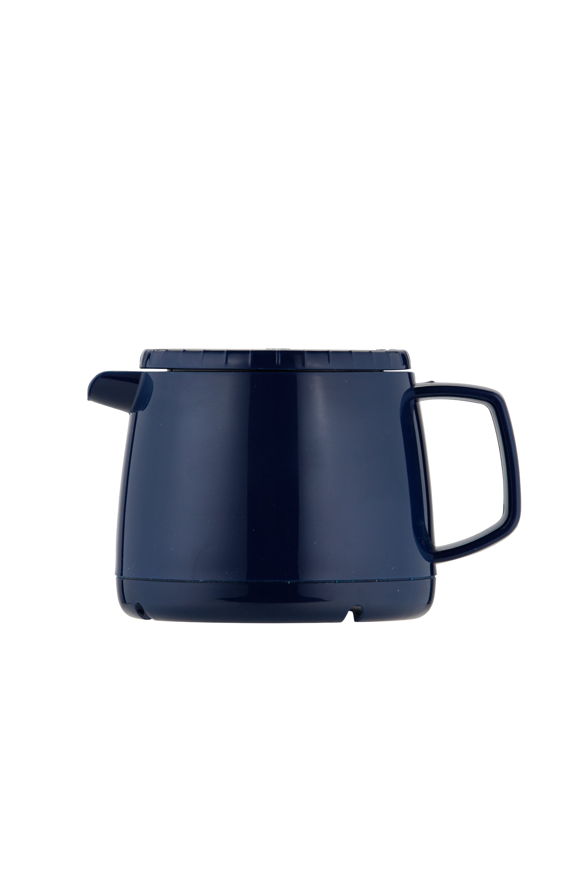 Dunkelblaue Teekanne mit Henkel und Deckel.