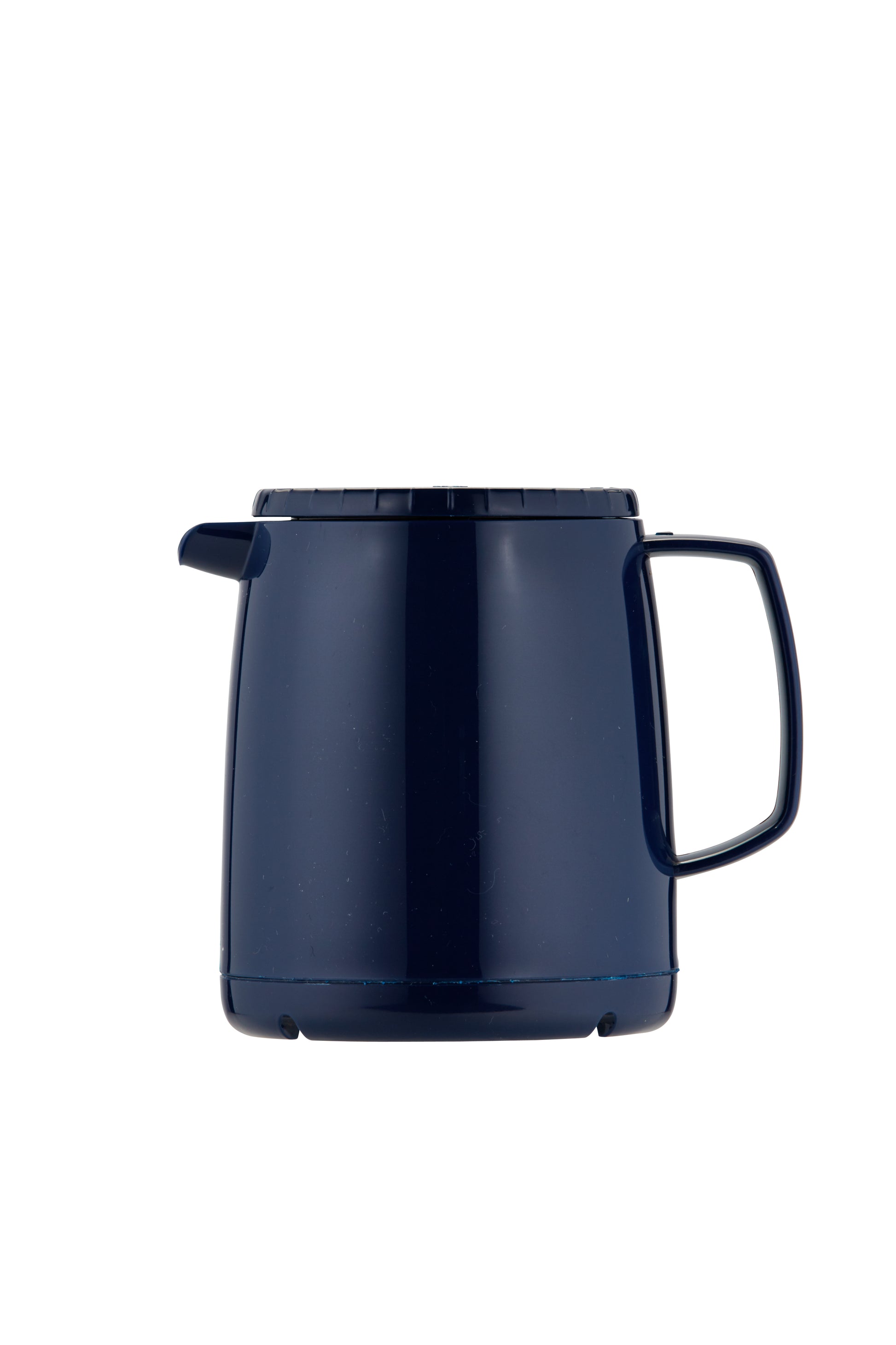 Dunkelblaue Thermoskanne mit Henkel.