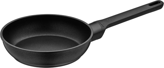 Schwarze Pfanne für Gastronomie.