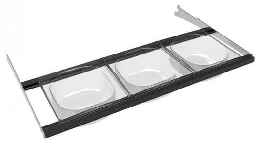 Drei Behälter für Gastronomiebedarf.