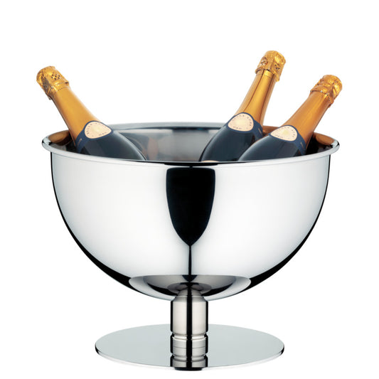 Champagnerflaschen in Kühlbehälter.