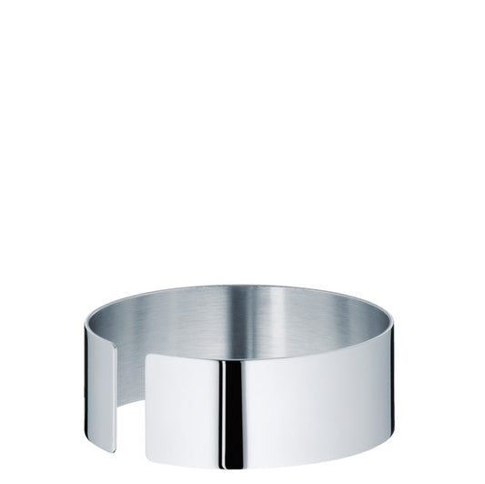 Edelstahl-Ring für Gastronomiepräsentation.