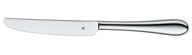 Küchenmesser auf weißem Hintergrund