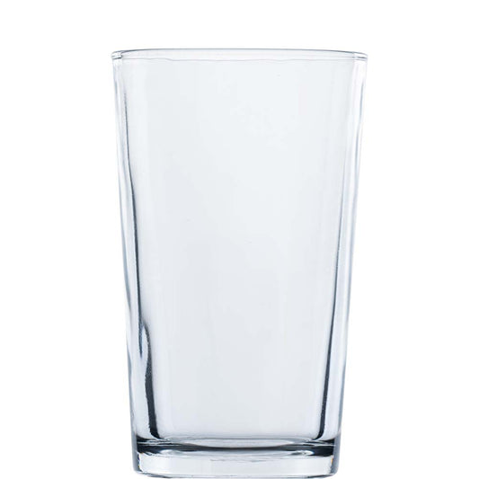 Leeres Trinkglas aus Glas