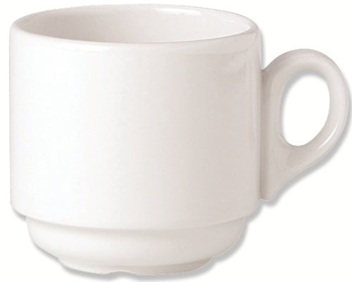 Weiße Tasse ohne Dekor.