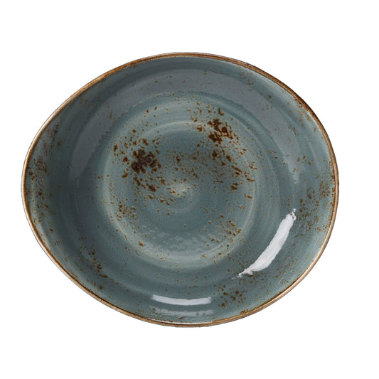 Blauer, rustikaler, ovaler Teller.