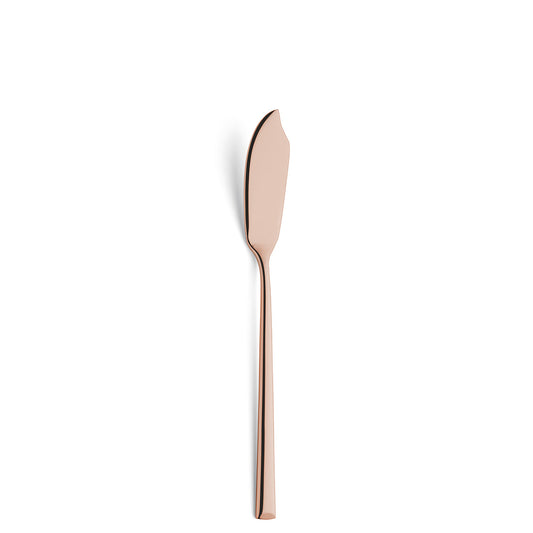Elegante Löffel auf weißem Hintergrund