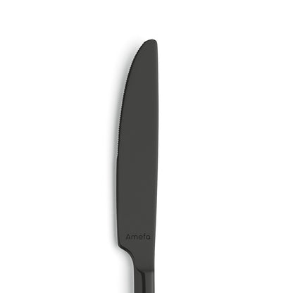 Schwarzes Messer mit glatter und gezahnter Klinge.