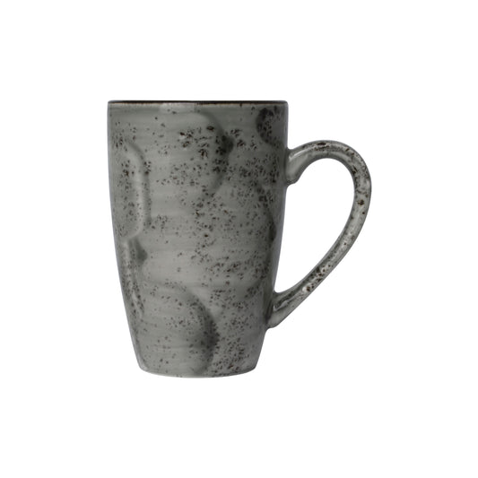 Graue, gesprenkelte Keramiktasse.