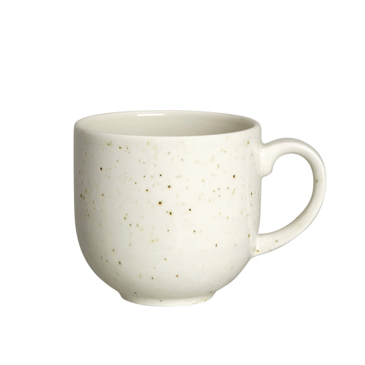 Weiße Tasse mit Sprenkeln.