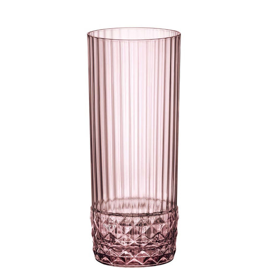Rosa Glas mit geriffelter Oberfläche
