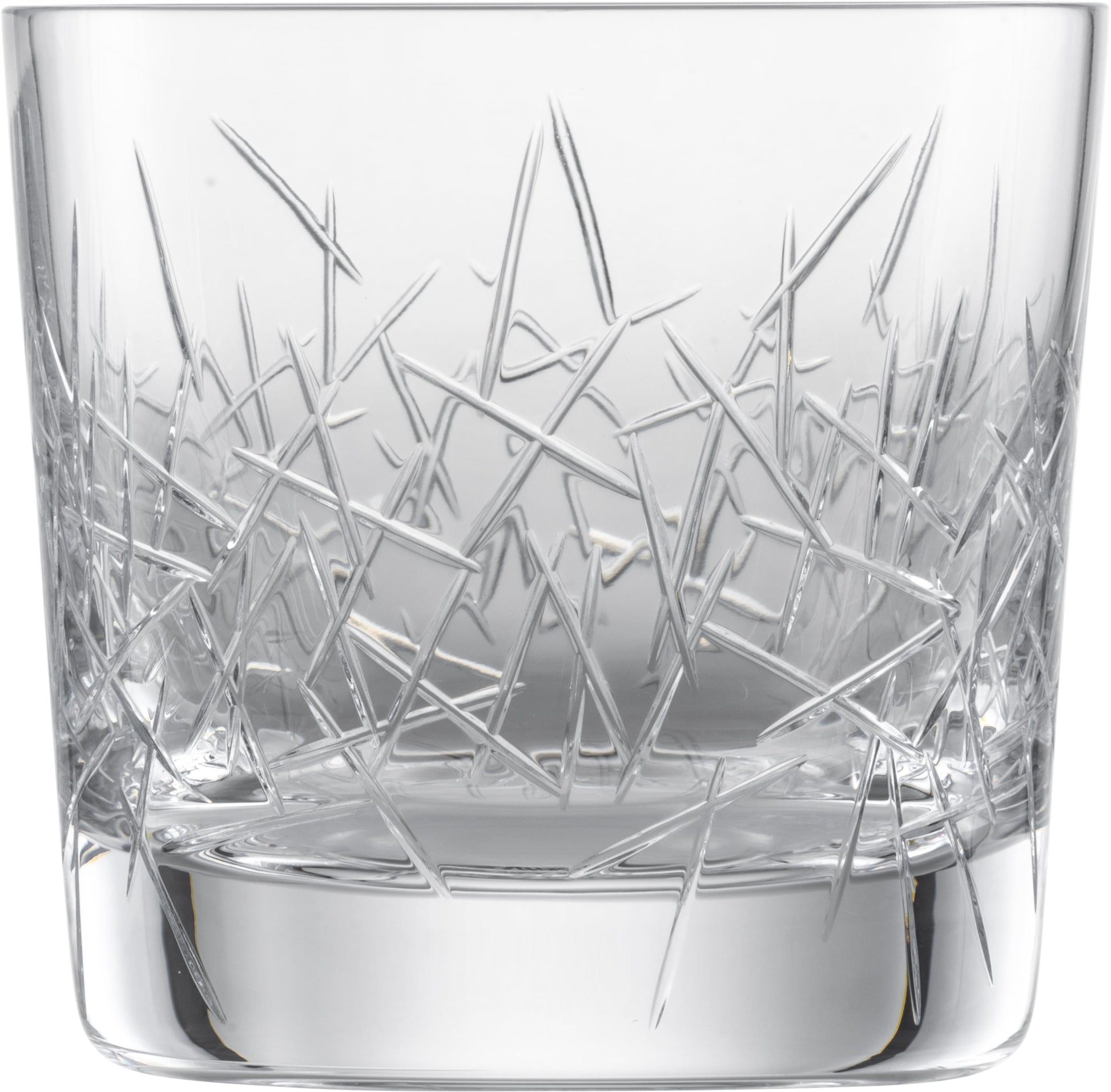 Kristallglas mit geätztem Muster.