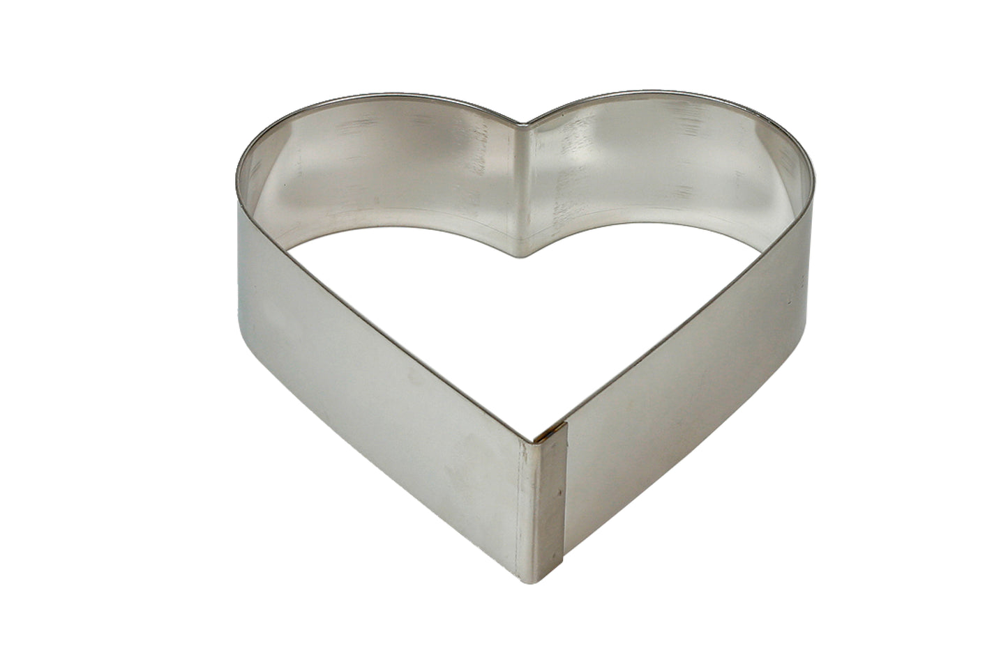 Herzförmiger Ausstecher aus Metall.